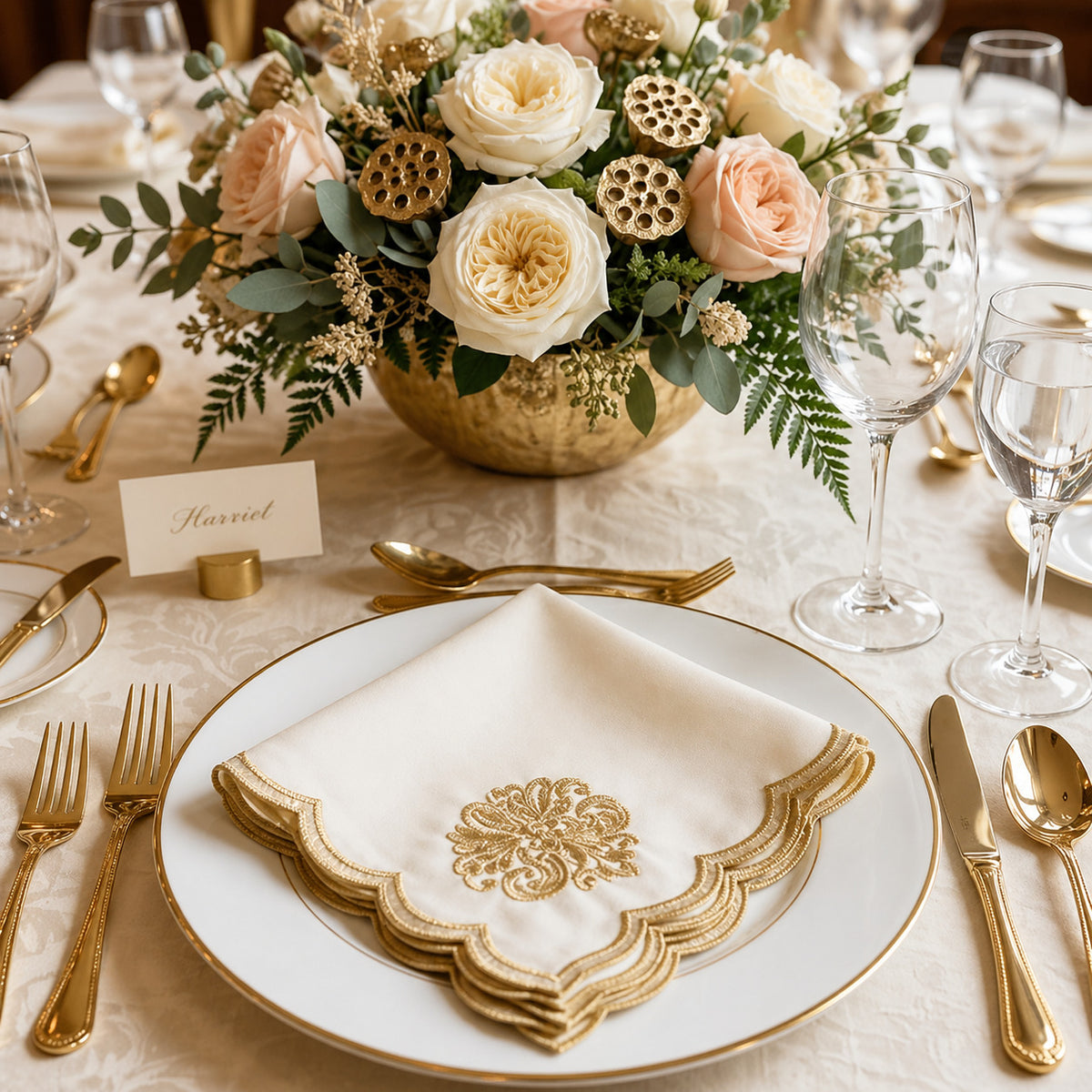 Royal Arabesque Ivory Luxe Napkin