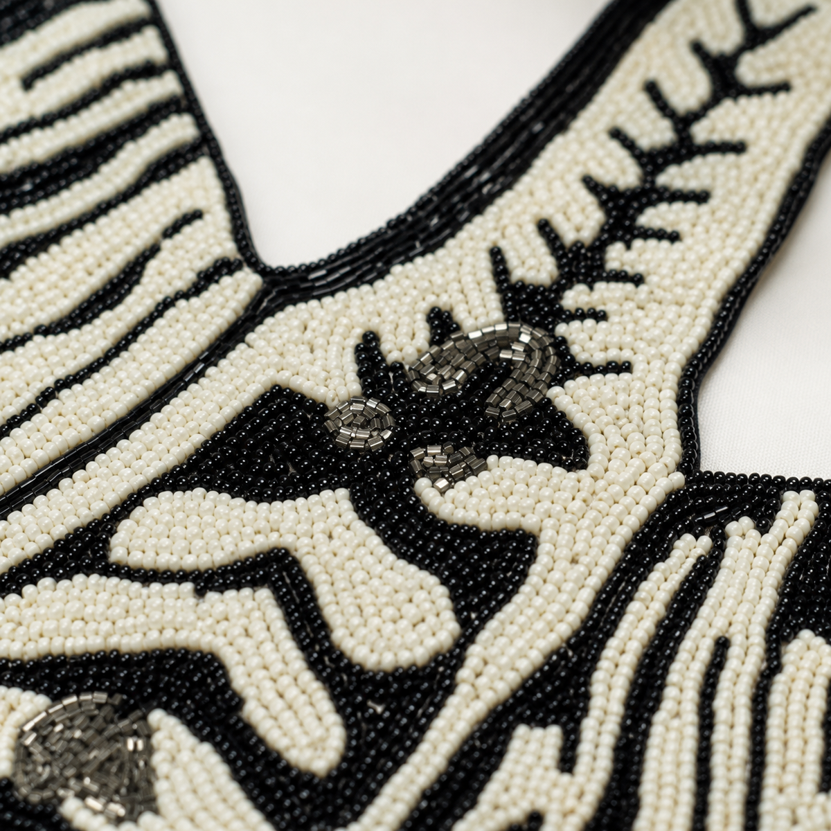 ZEBRA TABLE RUNNER