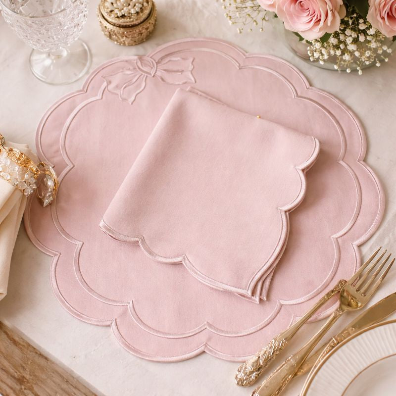 Blush Bow Scalloped Table Mat & Napkin Set