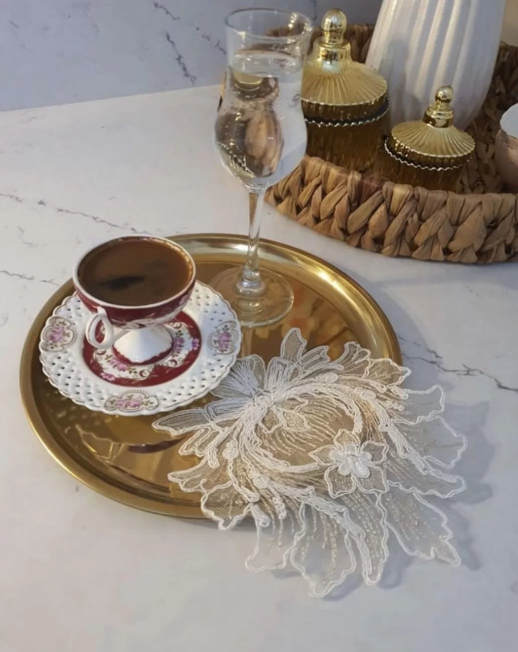 Elegant Tray Cover Come Coaster