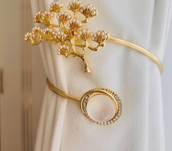 Golden Blossom Curtain Tieback
