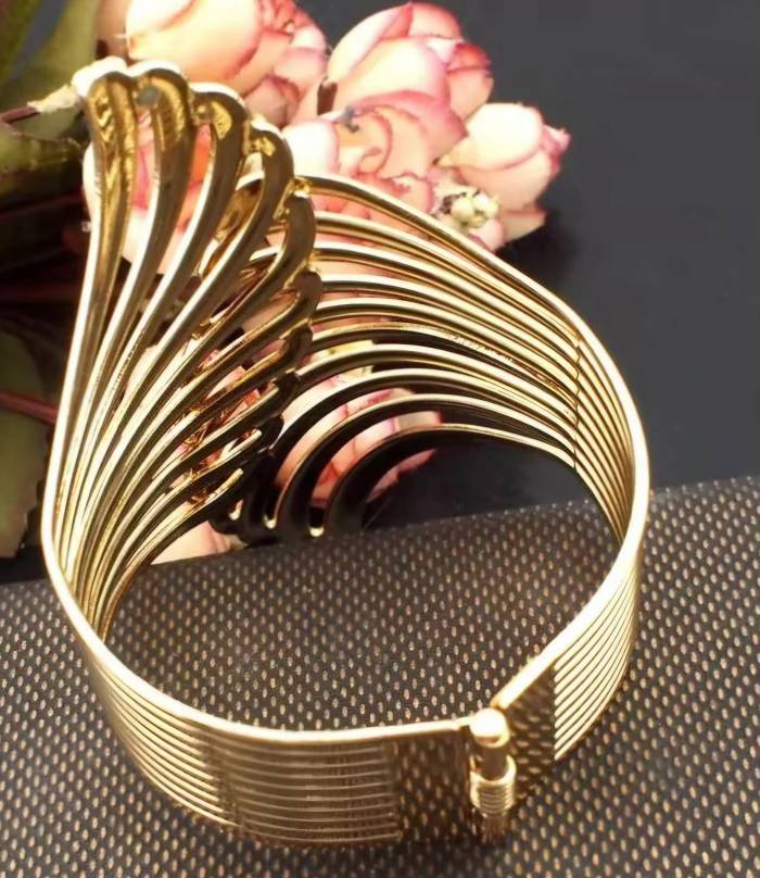 Golden Wing Curtain Tieback