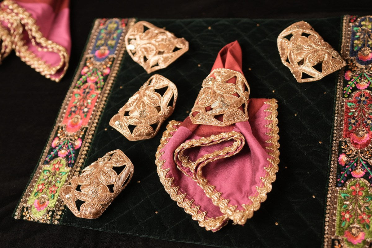 Royal Embellished Napkins & Ornate Napkin Rings