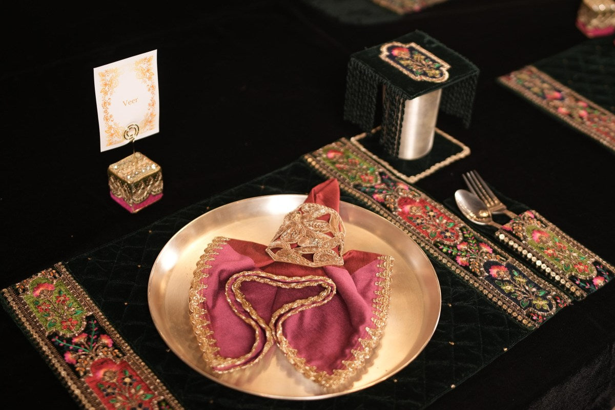 Royal Embellished Napkins & Ornate Napkin Rings