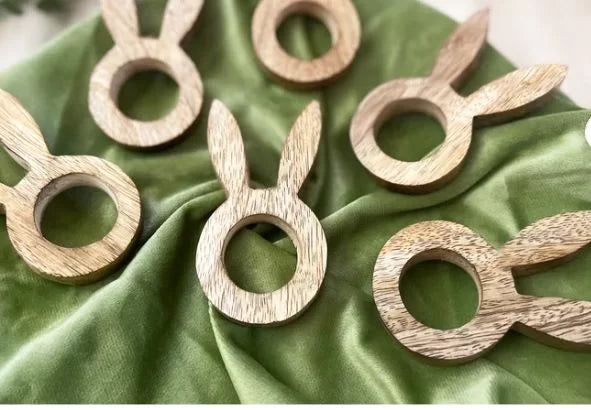 Oak Hare Napkin Ring
