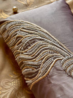 Knot Lumber Cushion