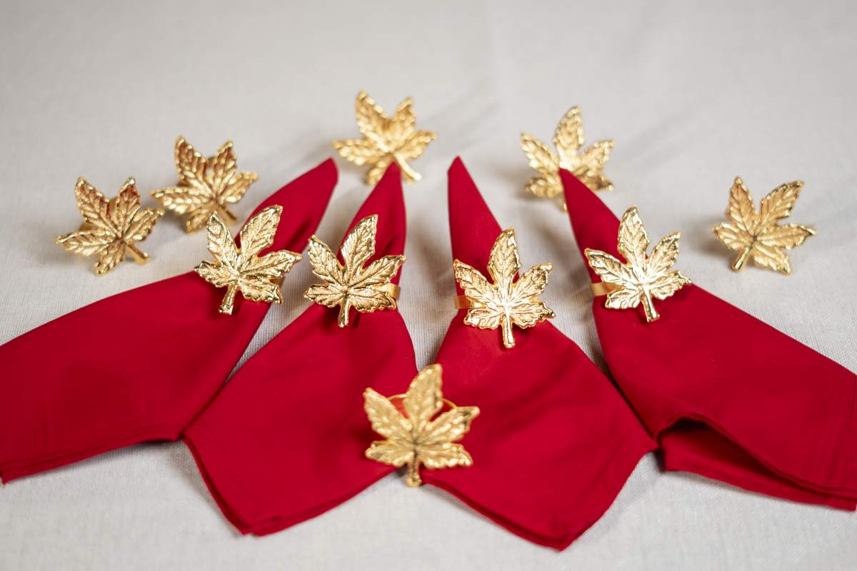 Golden Leaf Napkin Rings