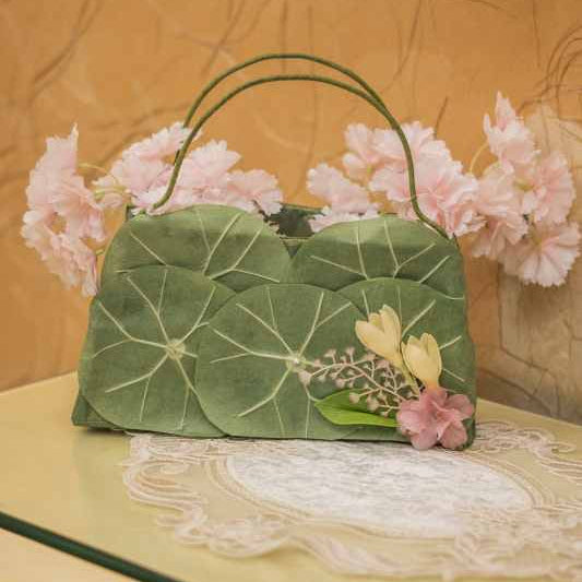 Leafy Bag Shaped Green Vase