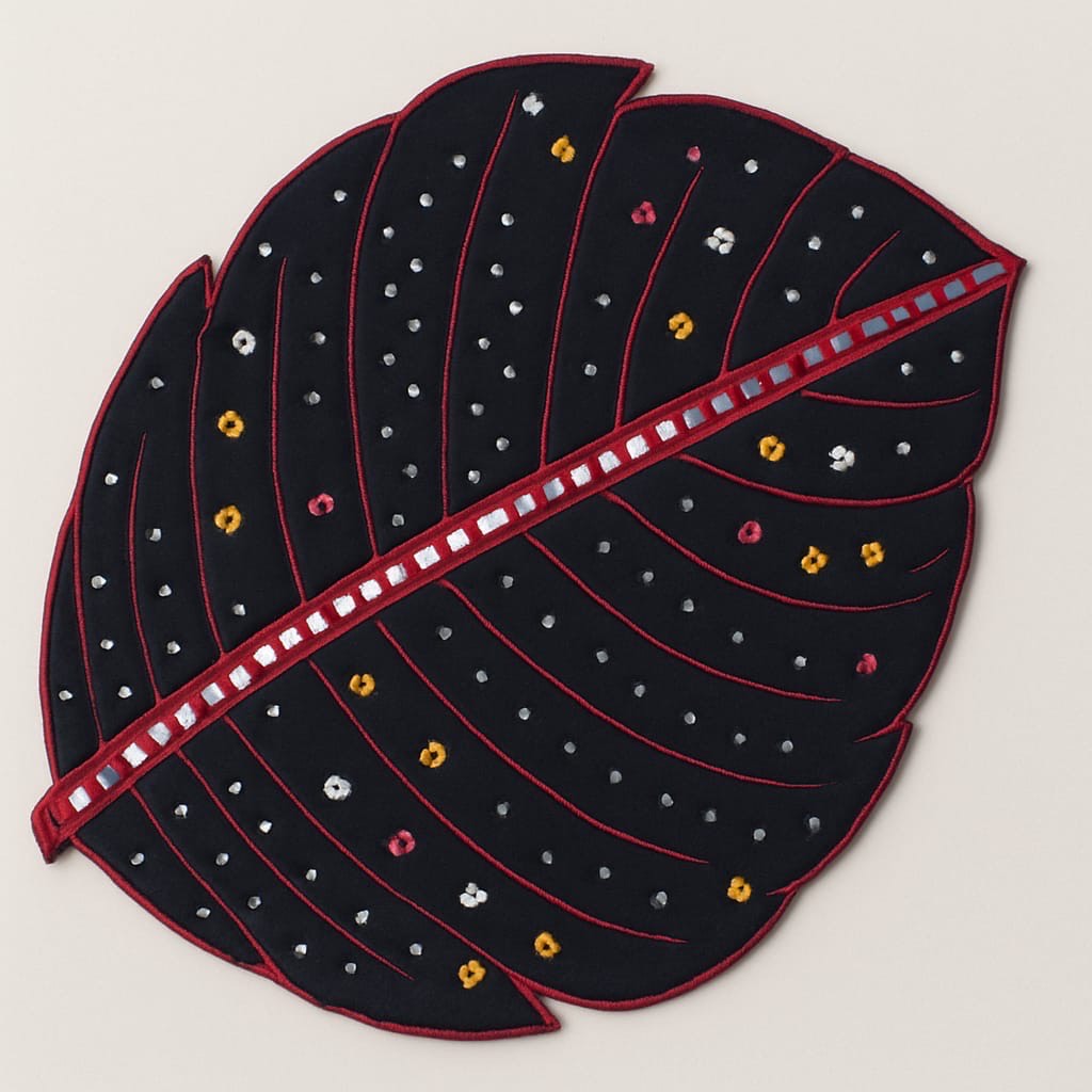 Midnight Mirror Leaf Table Mat