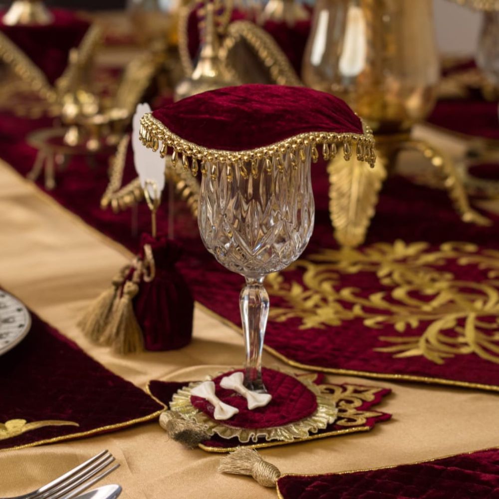 Nawab Dining Set