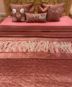 Pink Maze Bedding Set