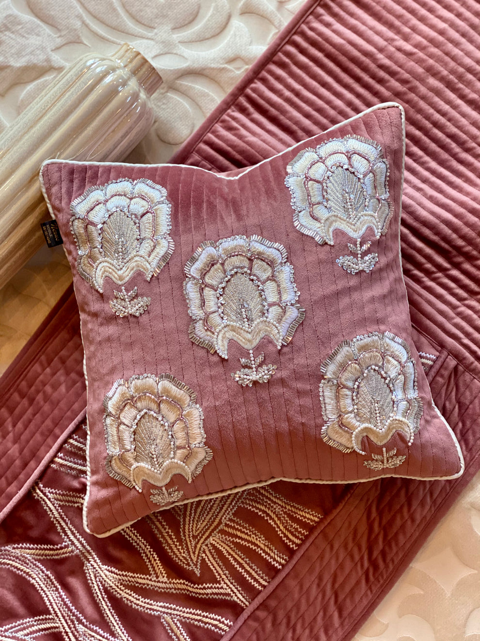 Pink Maze Bedding Set