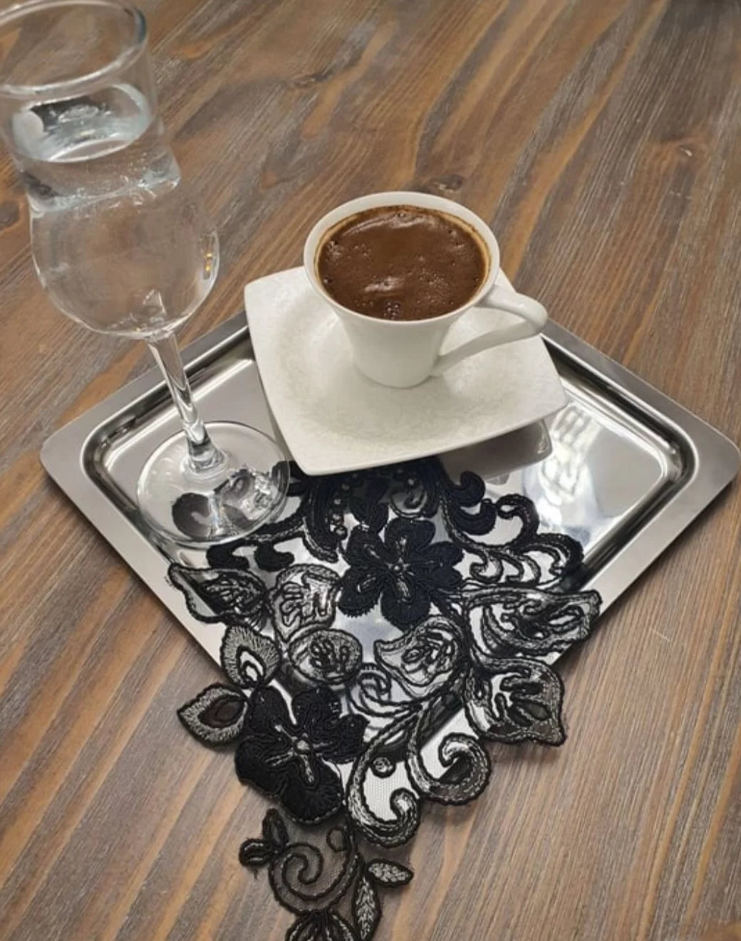 Black Laced Tray Cover Come Coaster