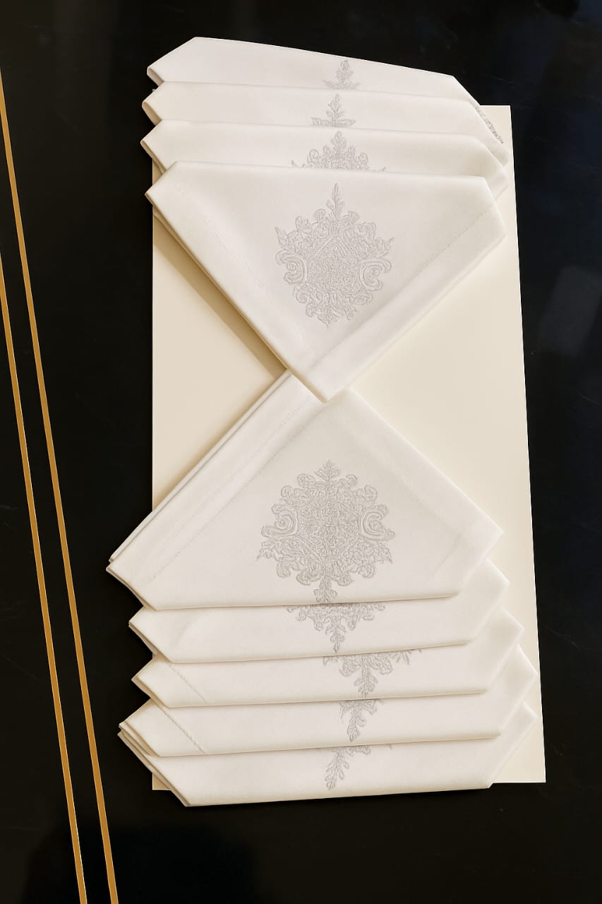Ivory Royale Embroidered Napkin set