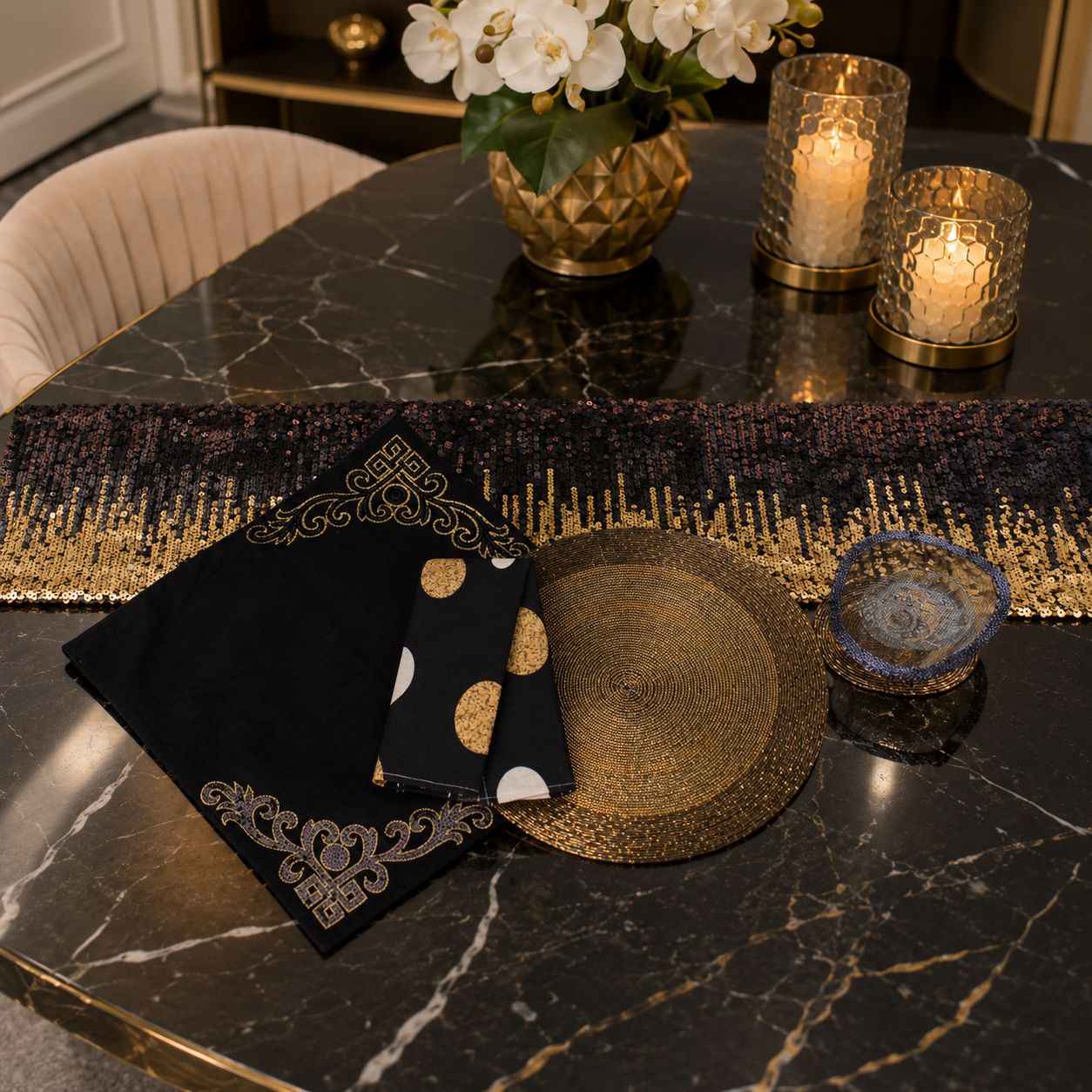Noir Royale Tablescape Set