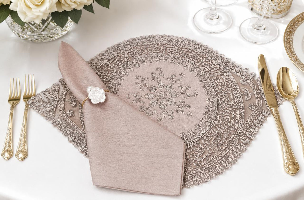 Blush Royale Placemat, Napkin & Napkin ring Set