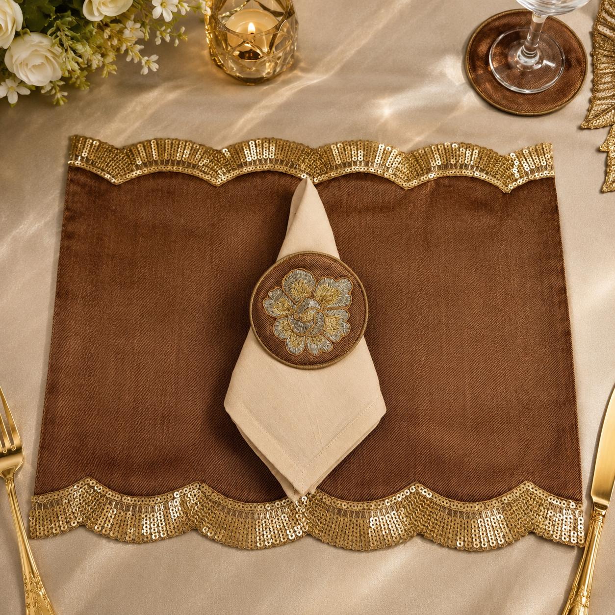 Regal Scallop Embroidered Placemat Set
