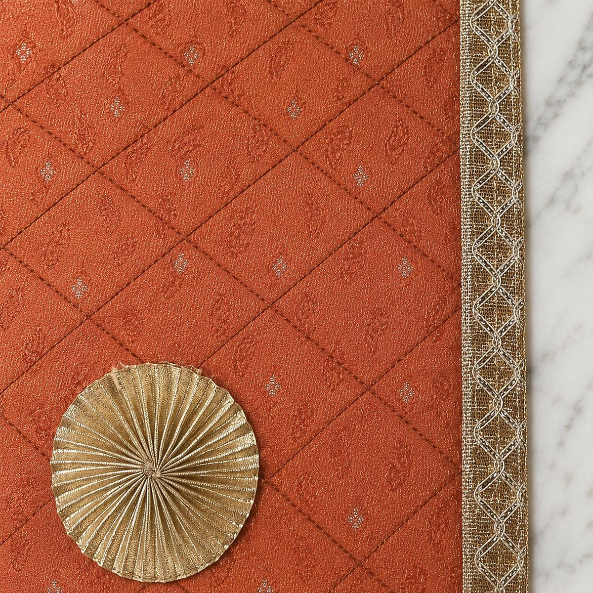 Noor-e-Kesari Runner