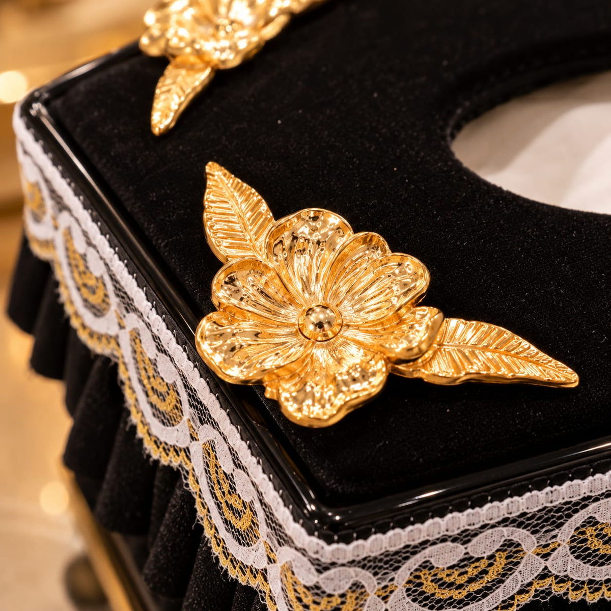 Noir Fleur Royale Tissue Box