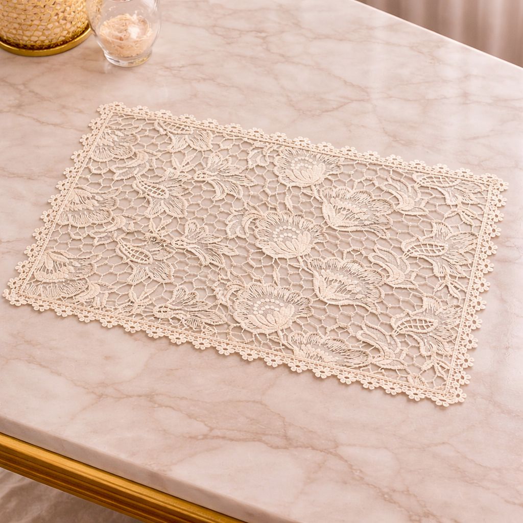 Duchess Lace Placemat come Tray cover