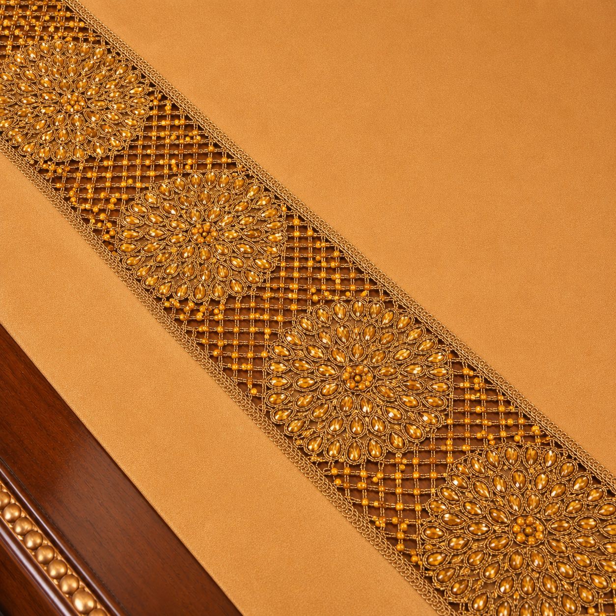 Golden Rosette Luxe Mat