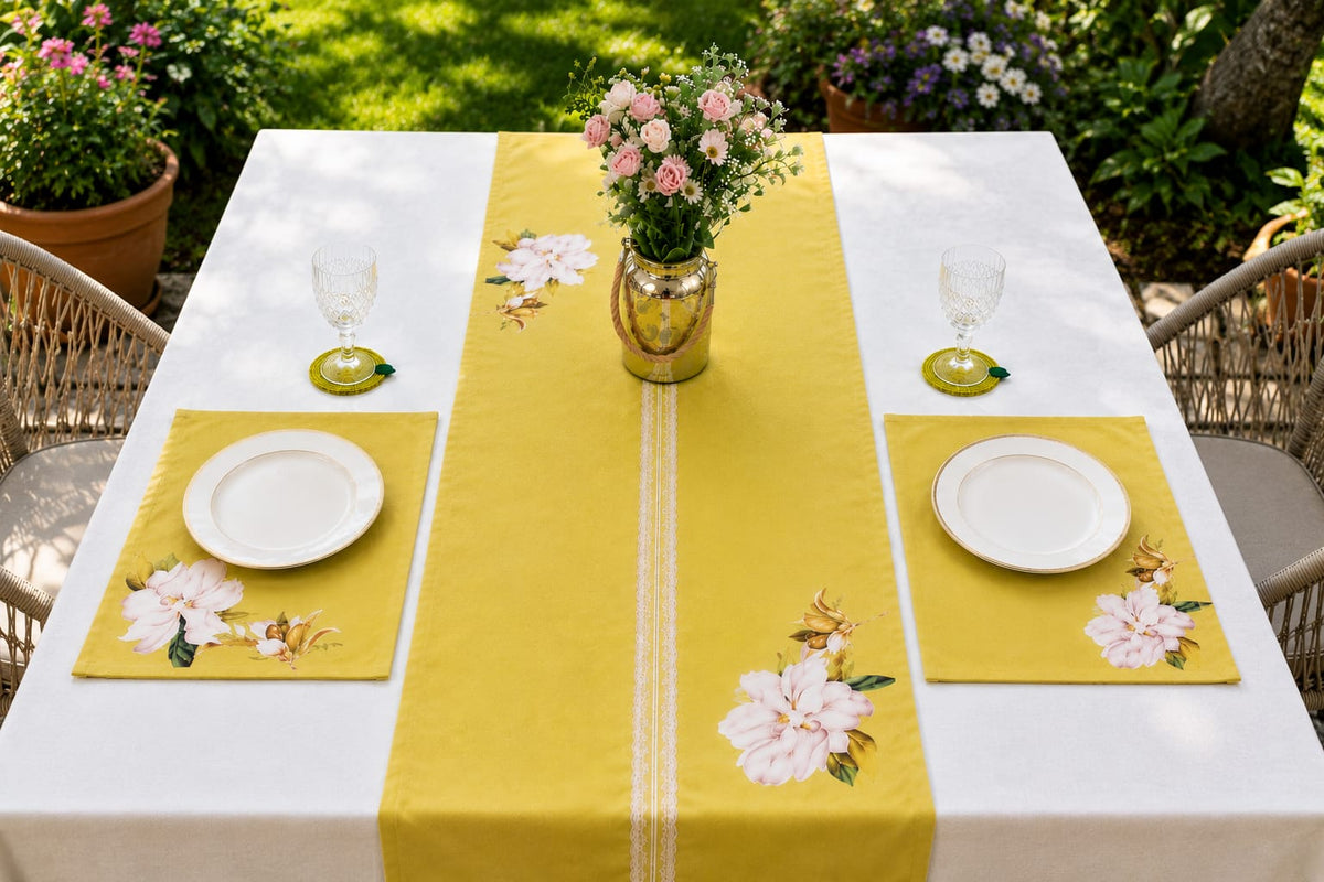 Intimate Dining Table Decor