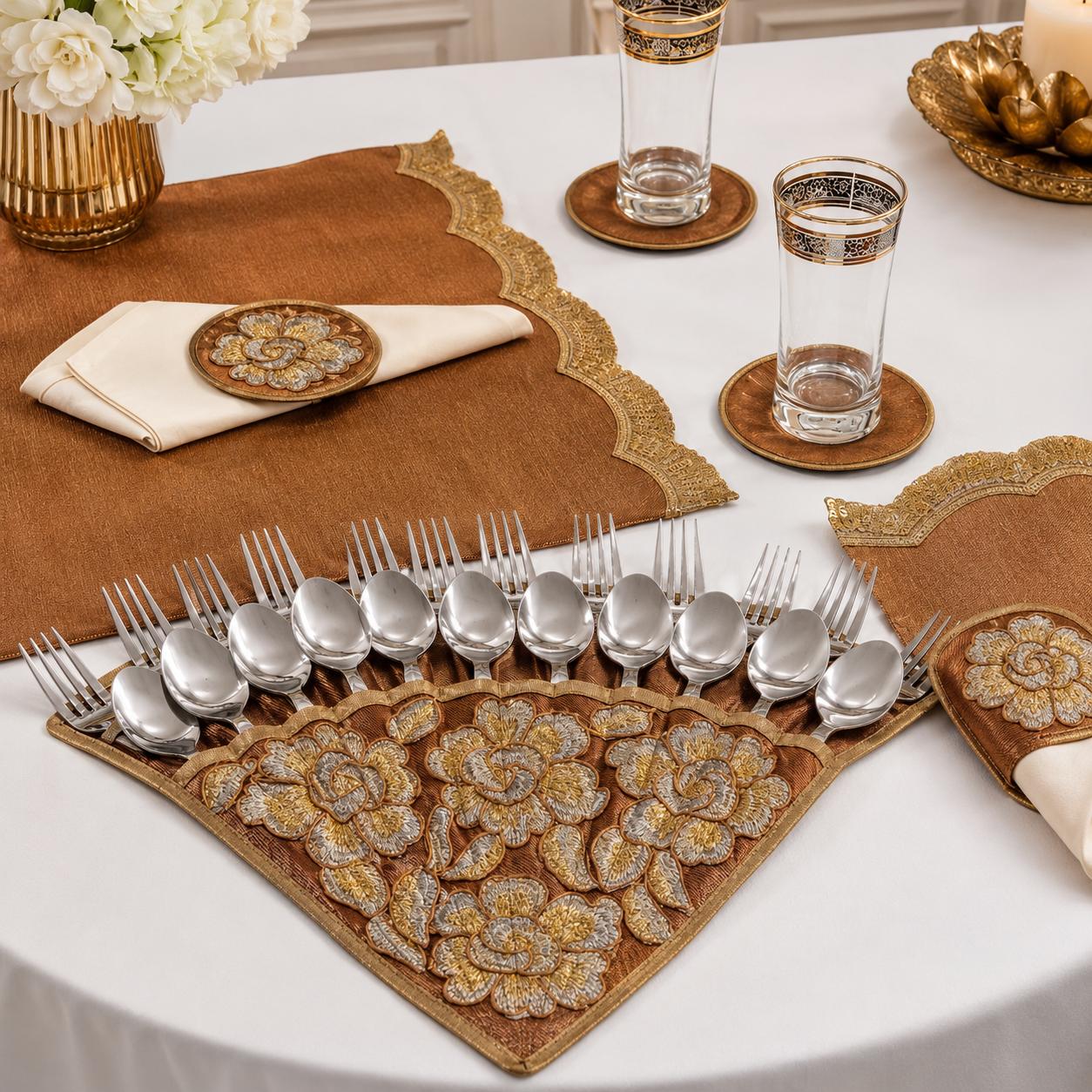 Regal Bloom Fan Cutlery Holder