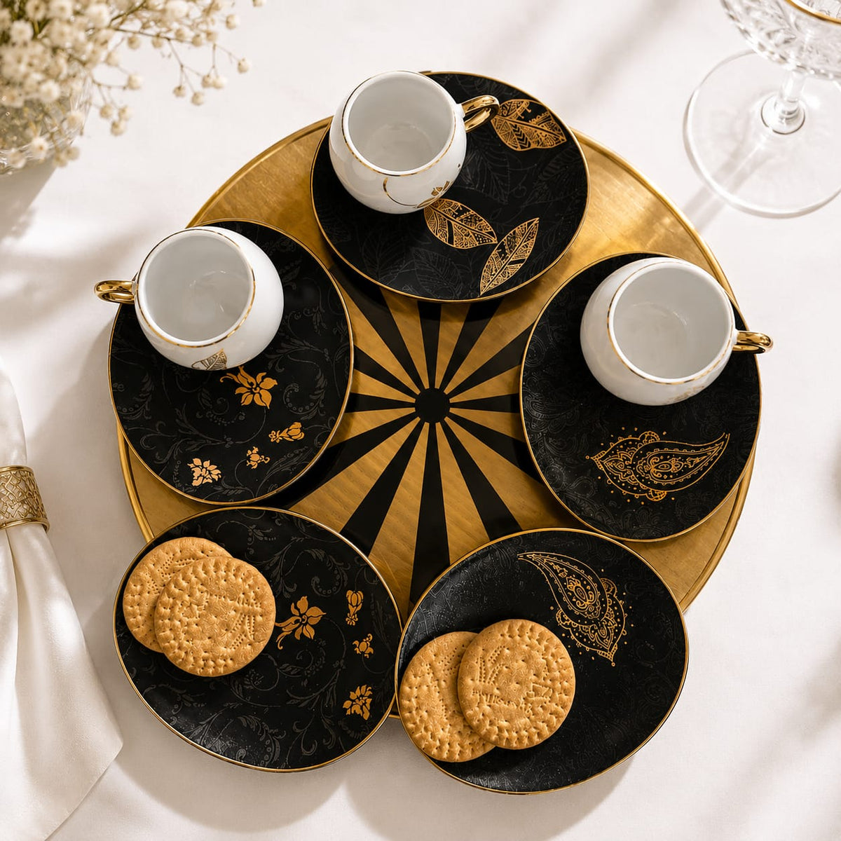 Gold Luxe Tea Set (Set of 8)
