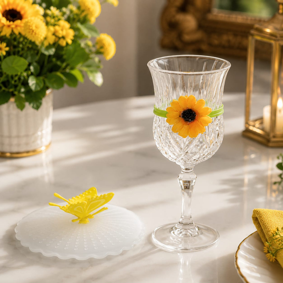 Fluttering Butterfly Glass Lid
