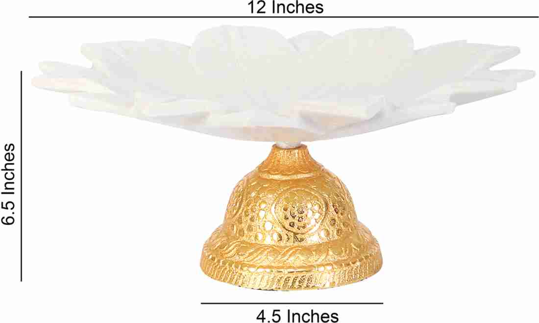 White Lotus Gold Urli