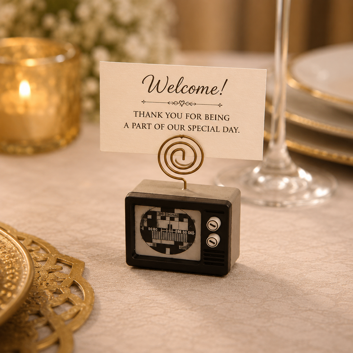 Retro Reel Card Holder